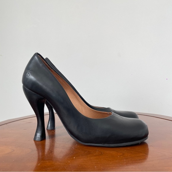 John Fluevog Shoes - John Fluevog Women's Attention Paris Classic Heel Pumps | US 10.5
